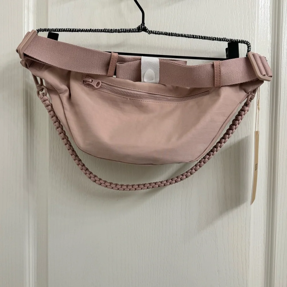 BEIS The Sport Pack Atlas Pink - Picture 2 of 4